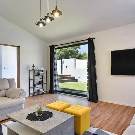 Korina Villa *
