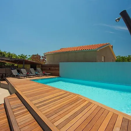 Holiday home Korina