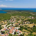 Vila Korina *