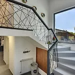 Vila Korina *
